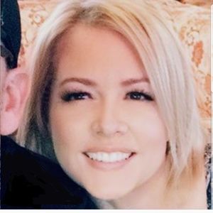 Meet your Posher, Beth